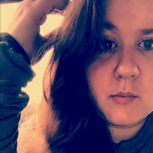 Meet your Posher, Casey